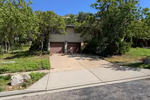 4060 Skyline Parkway, Ogden, UT 84403 - Photo 2