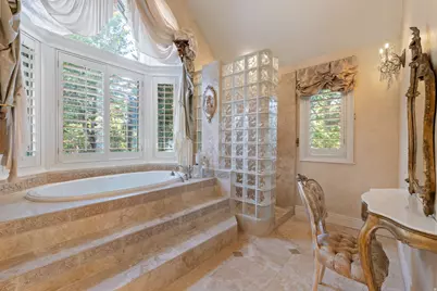 2238 E Cottonwood Cove Ln S, Cottonwood Heights, UT 84121 - Photo 32