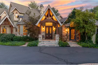 2238 E Cottonwood Cove Ln S, Cottonwood Heights, UT 84121 - Photo 2