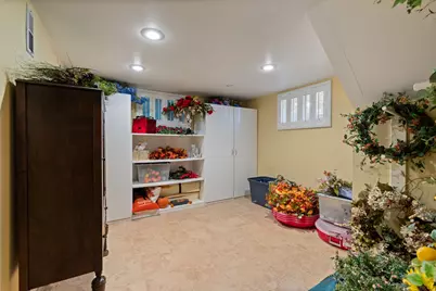 2238 E Cottonwood Cove Ln S, Cottonwood Heights, UT 84121 - Photo 100