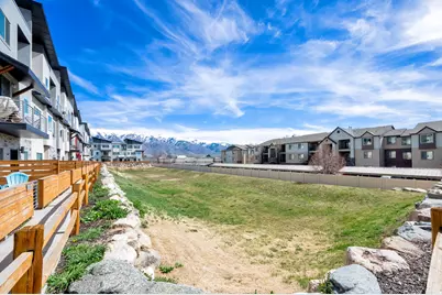 2186 N 525 W, Layton, UT 84041 - Photo 28