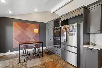 3027 E Nila Way S, Holladay, UT 84124 - Photo 8