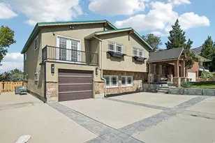 3027 E Nila Way S, Holladay, UT 84124 - Photo 4