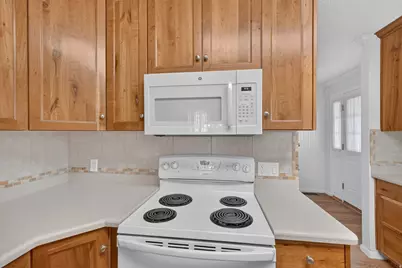 3298 Cherokee Ln N, Provo, UT 84604 - Photo 12