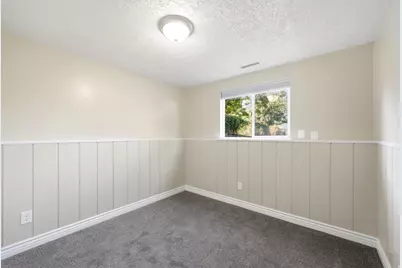 581 W 1750 N, Clinton, UT 84015 - Photo 22