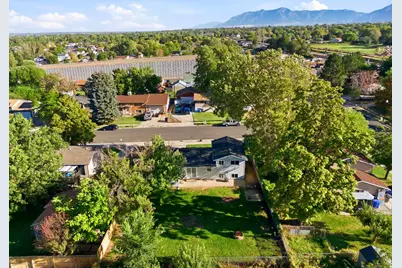 581 W 1750 N, Clinton, UT 84015 - Photo 34