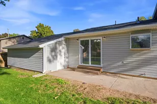 581 W 1750 N, Clinton, UT 84015 - Photo 30