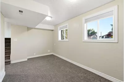 581 W 1750 N, Clinton, UT 84015 - Photo 20