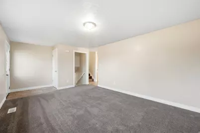581 W 1750 N, Clinton, UT 84015 - Photo 12