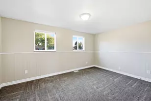 581 W 1750 N, Clinton, UT 84015 - Photo 16