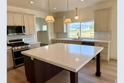 1868 N 4475 W, Plain City, UT 84404 - Photo 8