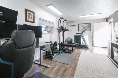 246 E 2200 S, Bountiful, UT 84010 - Photo 40