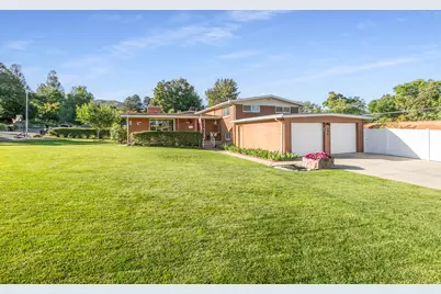 246 E 2200 S, Bountiful, UT 84010 - Photo 4