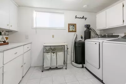 246 E 2200 S, Bountiful, UT 84010 - Photo 28