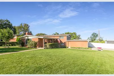 246 E 2200 S, Bountiful, UT 84010 - Photo 8