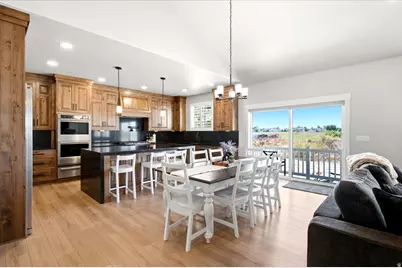 3287 W 2300 N, Clinton, UT 84015 - Photo 12