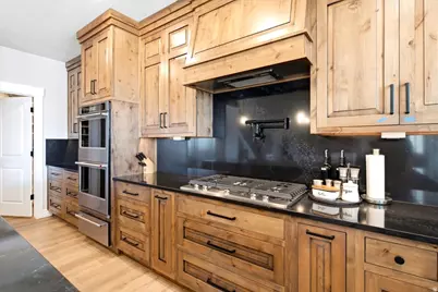 3287 W 2300 N, Clinton, UT 84015 - Photo 10