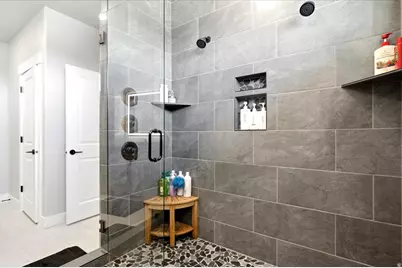 3287 W 2300 N, Clinton, UT 84015 - Photo 22