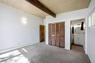 2373 E 6660 S, Cottonwood Heights, UT 84121 - Photo 8