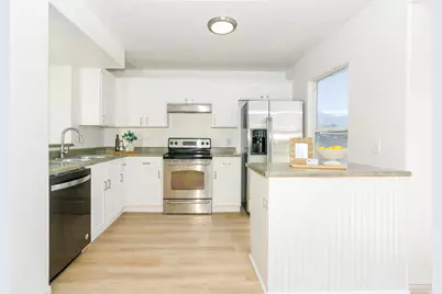 293 W Apple Cross Way S, Murray, UT 84107 - Photo 4