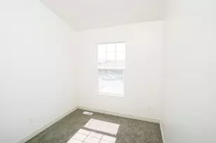293 W Apple Cross Way S, Murray, UT 84107 - Photo 12