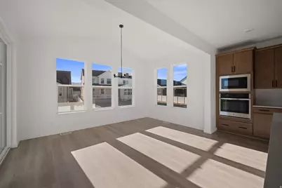 5331 N Horseshoe Way #520, Eagle Mountain, UT 84005 - Photo 4