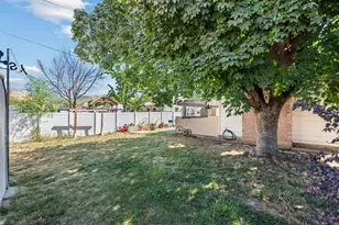 31 B St, Springville, UT 84663 - Photo 28