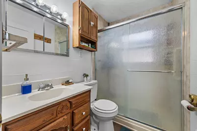 31 B St, Springville, UT 84663 - Photo 16