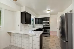 11878 S Hidden Valley Dr E, Sandy, UT 84094 - Photo 12