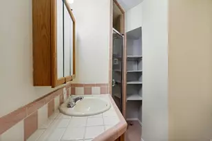 11878 S Hidden Valley Dr E, Sandy, UT 84094 - Photo 32