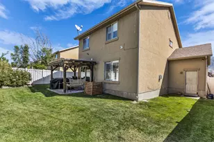 1719 N 25 E, Layton, UT 84041 - Photo 20