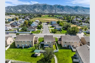 1719 N 25 E, Layton, UT 84041 - Photo 22