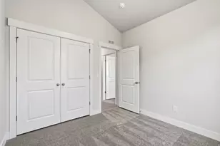 7328 S Mist Ln W, Midvale, UT 84047 - Photo 12