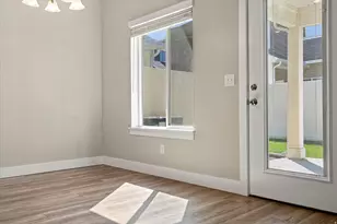 2395 W 3350 Ln S, West Haven, UT 84401 - Photo 10