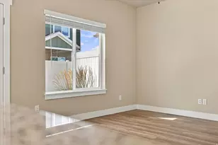2395 W 3350 Ln S, West Haven, UT 84401 - Photo 12