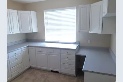 10504 S Highline Cir, South Jordan, UT 84095 - Photo 16
