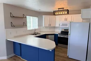 2120 N Morning Star Dr, Saratoga Springs, UT 84045 - Photo 4