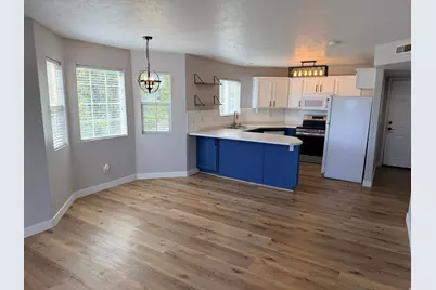 2120 N Morning Star Dr, Saratoga Springs, UT 84045 - Photo 8