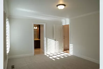 294 W Jennings Ln, Centerville, UT 84014 - Photo 16