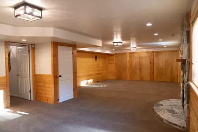 294 W Jennings Ln, Centerville, UT 84014 - Photo 32