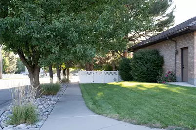 294 W Jennings Ln, Centerville, UT 84014 - Photo 56