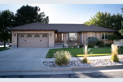294 W Jennings Ln, Centerville, UT 84014 - Photo 1