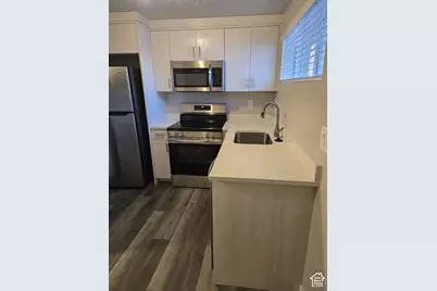 1394 W Pacific Ave S, Salt Lake City, UT 84104 - Photo 16
