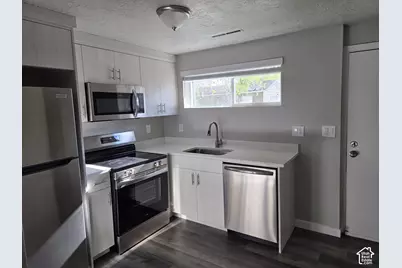 1394 W Pacific Ave S, Salt Lake City, UT 84104 - Photo 4