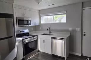 1394 W Pacific Ave S, Salt Lake City, UT 84104 - Photo 4