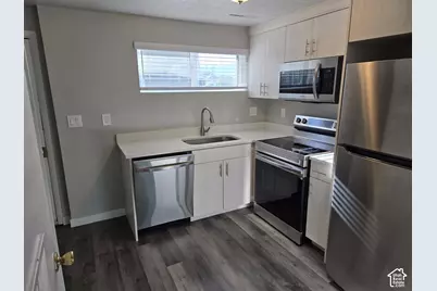 1394 W Pacific Ave S, Salt Lake City, UT 84104 - Photo 14