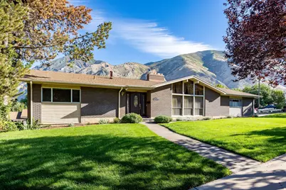 881 E Hillcrest Dr, Springville, UT 84663 - Photo 2