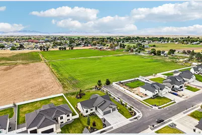 1837 N 4150 W, Plain City, UT 84404 - Photo 48