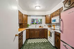2631 Bonneville Terrace, Ogden, UT 84403 - Photo 8