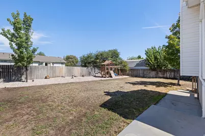 4288 W Yorkshire Cir, South Jordan, UT 84009 - Photo 42